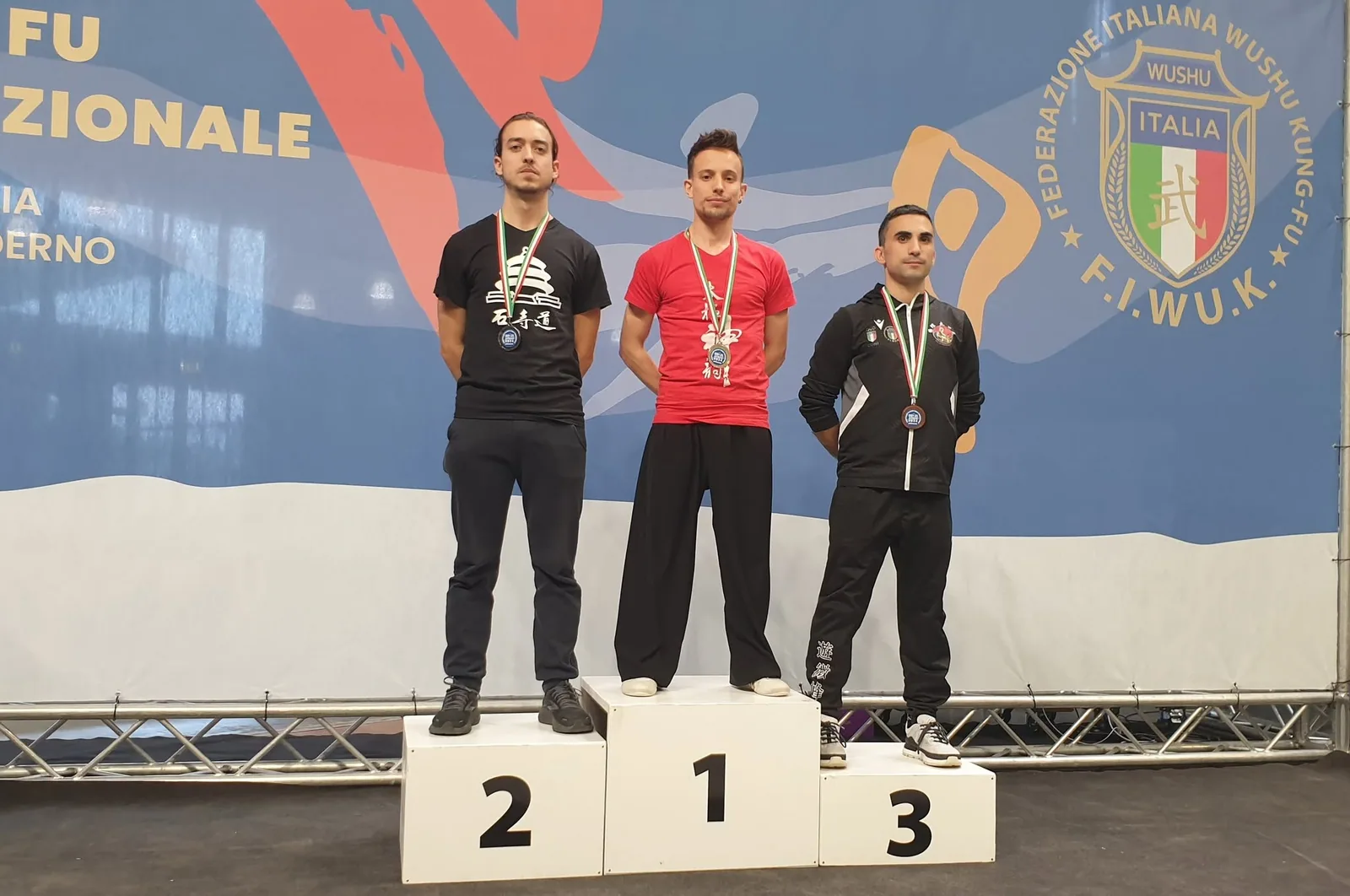 Samuele Contessa sul secondo gradino di un podio FIWUK